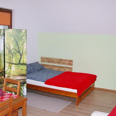 شقة Sulistrowice  في Apartament Pod Sleza - U Marzeny المظهر الخارجي الصورة